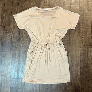 BRAND NEW! XL Pink Lily T-shirt Dress